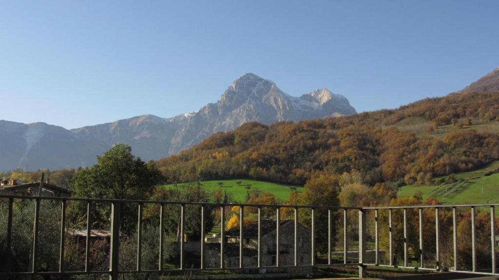 Locanda Del Parco Hotel Colledara Oda fotoğraf