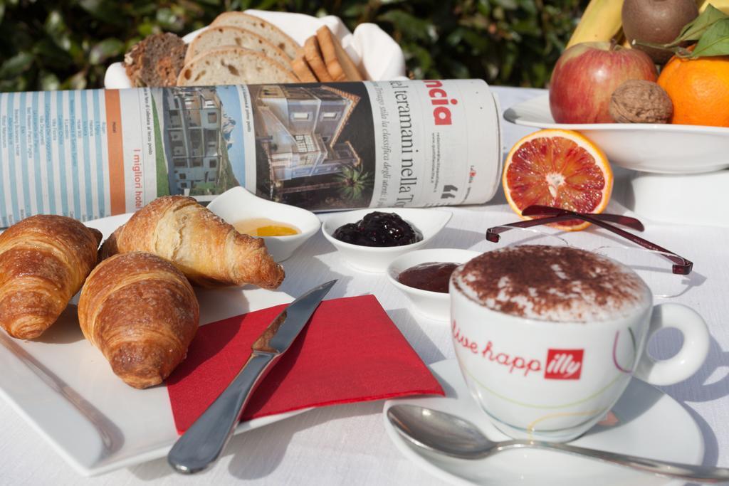 Locanda Del Parco Hotel Colledara Dış mekan fotoğraf